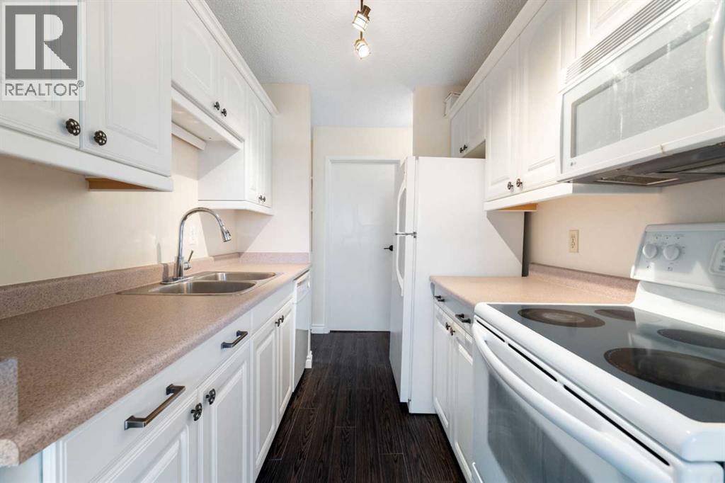 3115 51 Street Southwest Property Photo 17