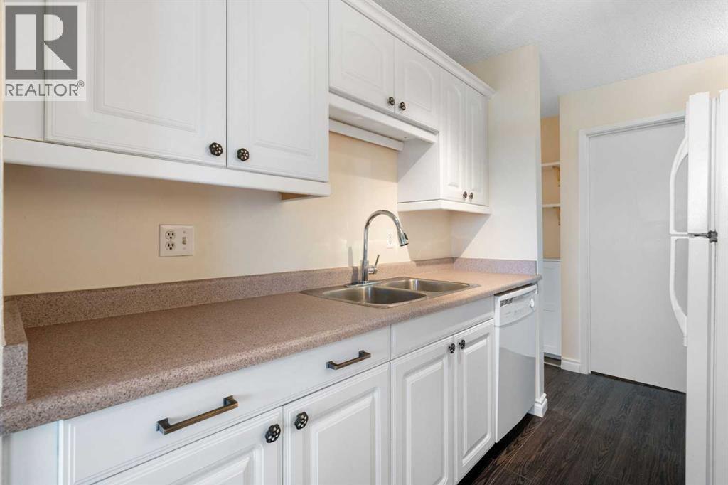 3115 51 Street Southwest Property Photo 19