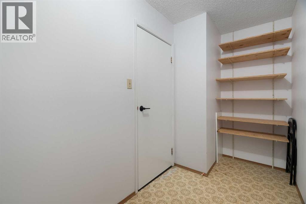 3115 51 Street Southwest Property Photo 21