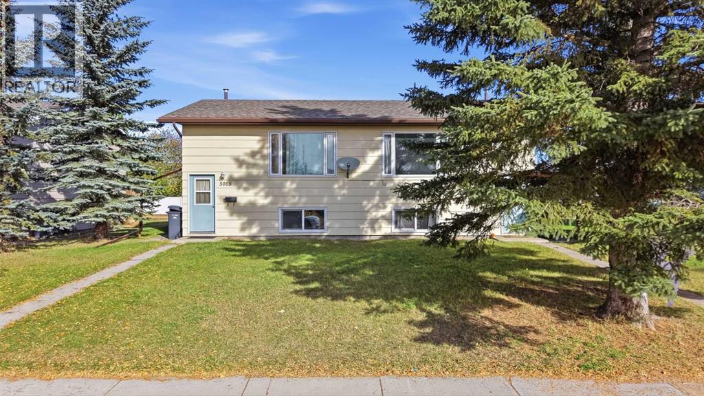 5008 63 Avenue Property Photo 2