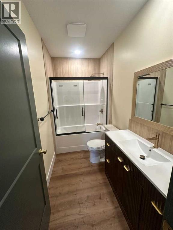 21 Ave 12366 Avenue Property Photo 4