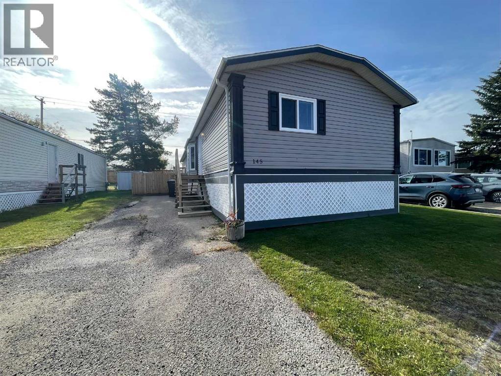 5308 57 Street Property Photo 1