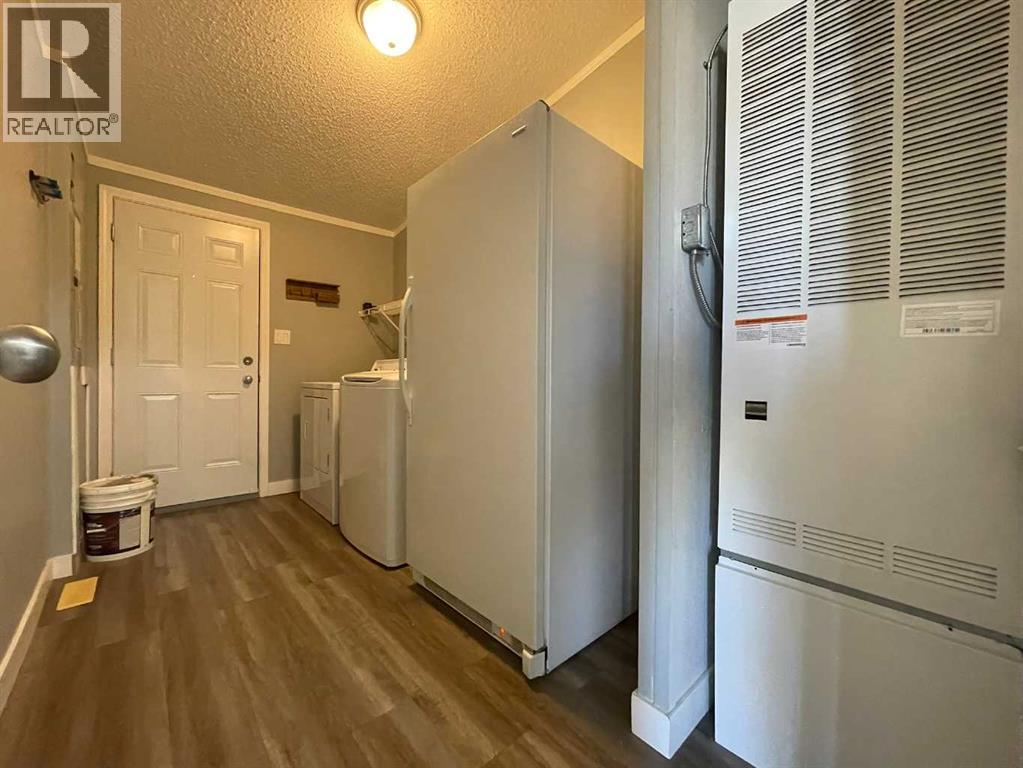 5308 57 Street Property Photo 19