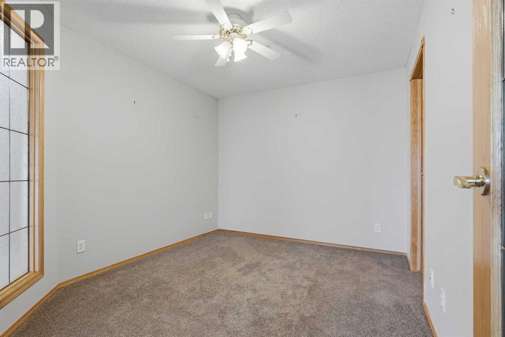 100 2 Avenue South Property Photo 15