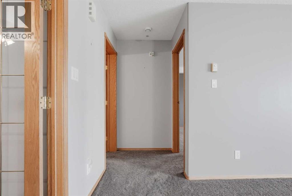 100 2 Avenue South Property Photo 17