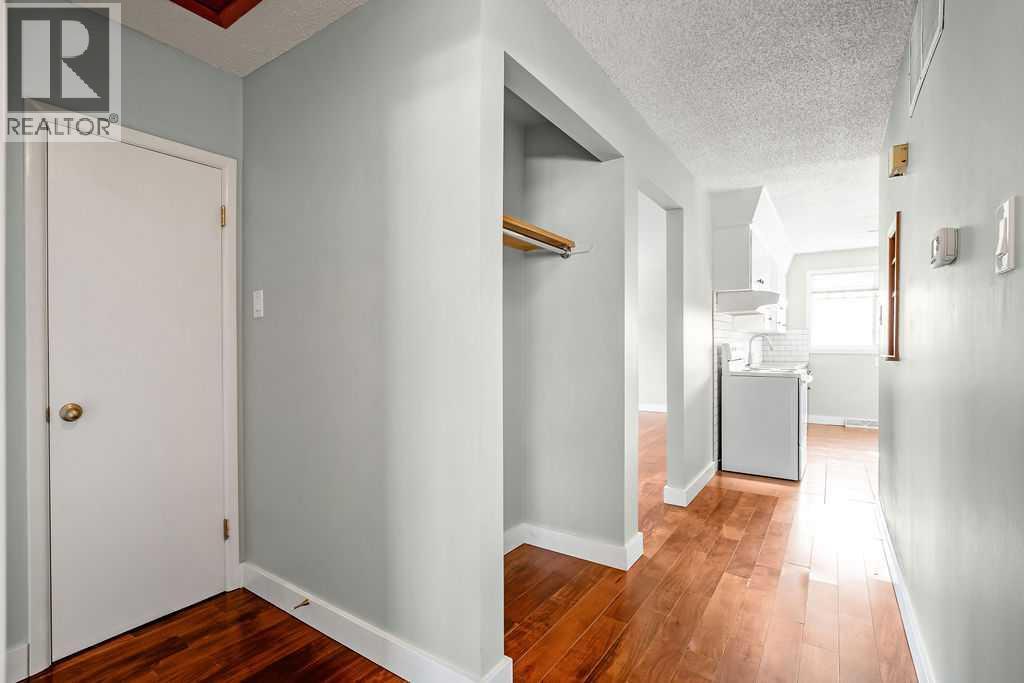 5415 5 Street Sw Property Photo 6