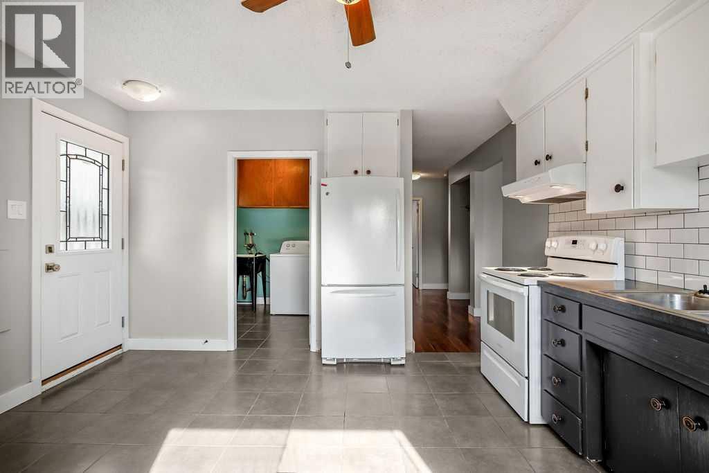 5415 5 Street Sw Property Photo 10