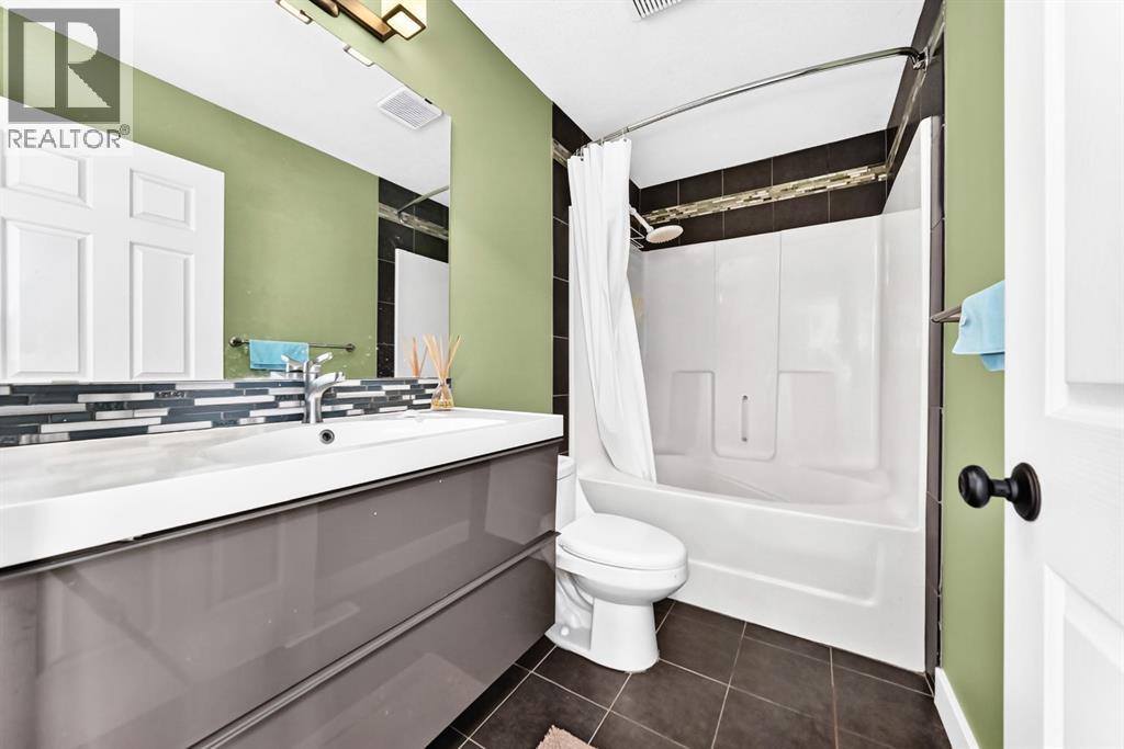 255 Edgebrook Park Nw Property Photo 31