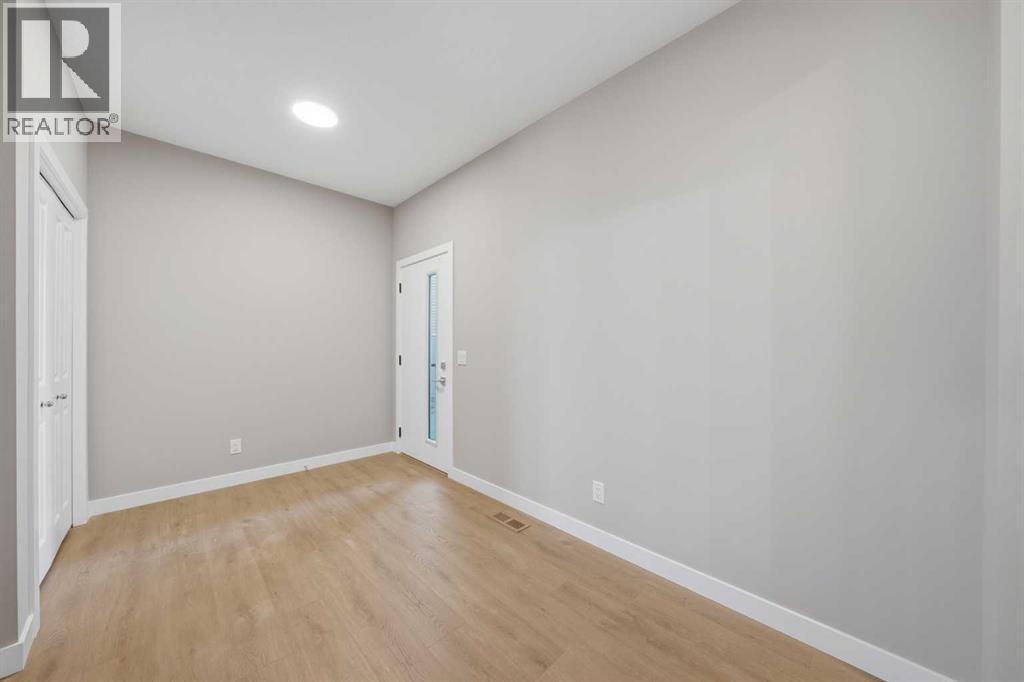 59 Belvedere Crescent Se Property Photo 4