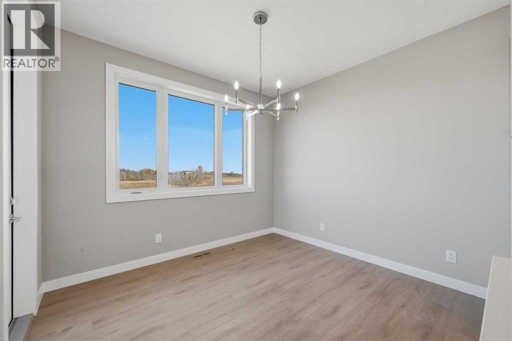 59 Belvedere Crescent Se Property Photo 11
