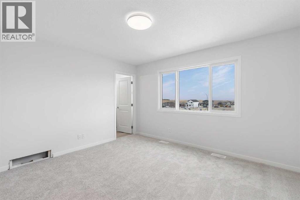 48 Lucas Green Nw Property Photo 22