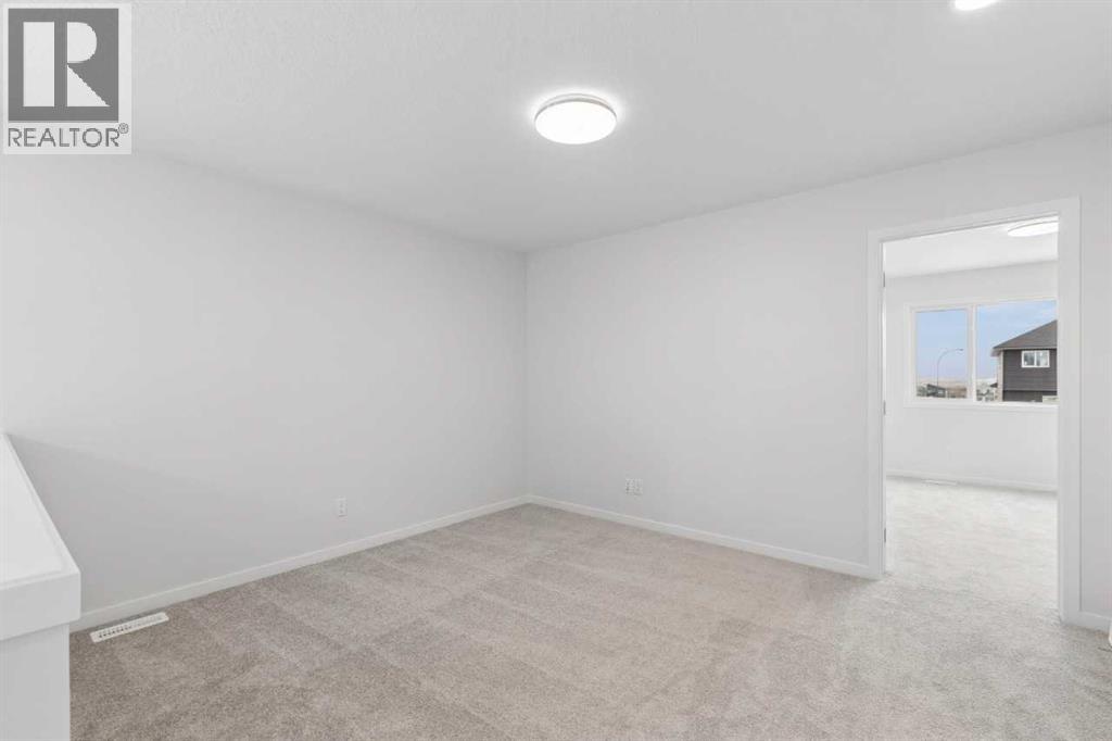 48 Lucas Green Nw Property Photo 26