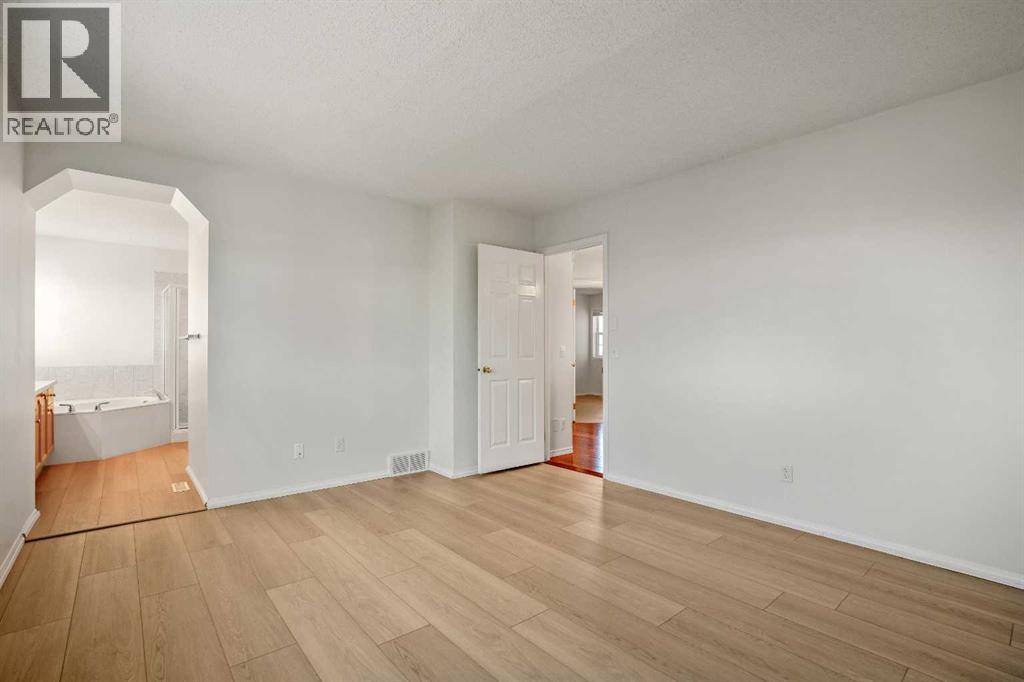 44 Rocky Ridge Close Nw Property Photo 18
