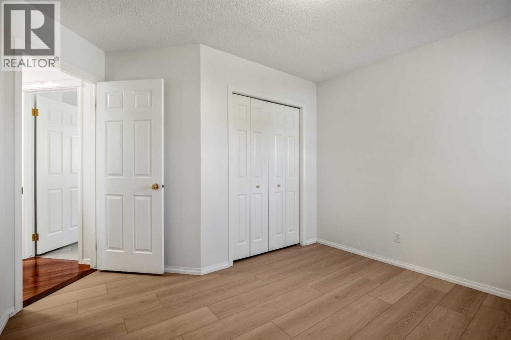 44 Rocky Ridge Close Nw Property Photo 24