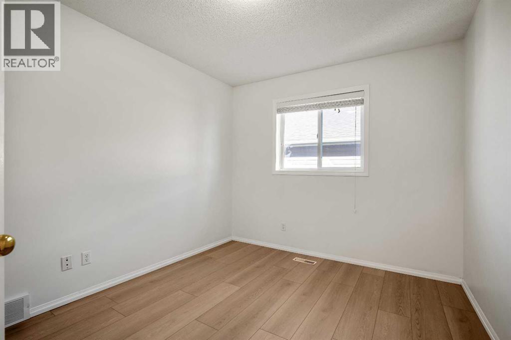 44 Rocky Ridge Close Nw Property Photo 25