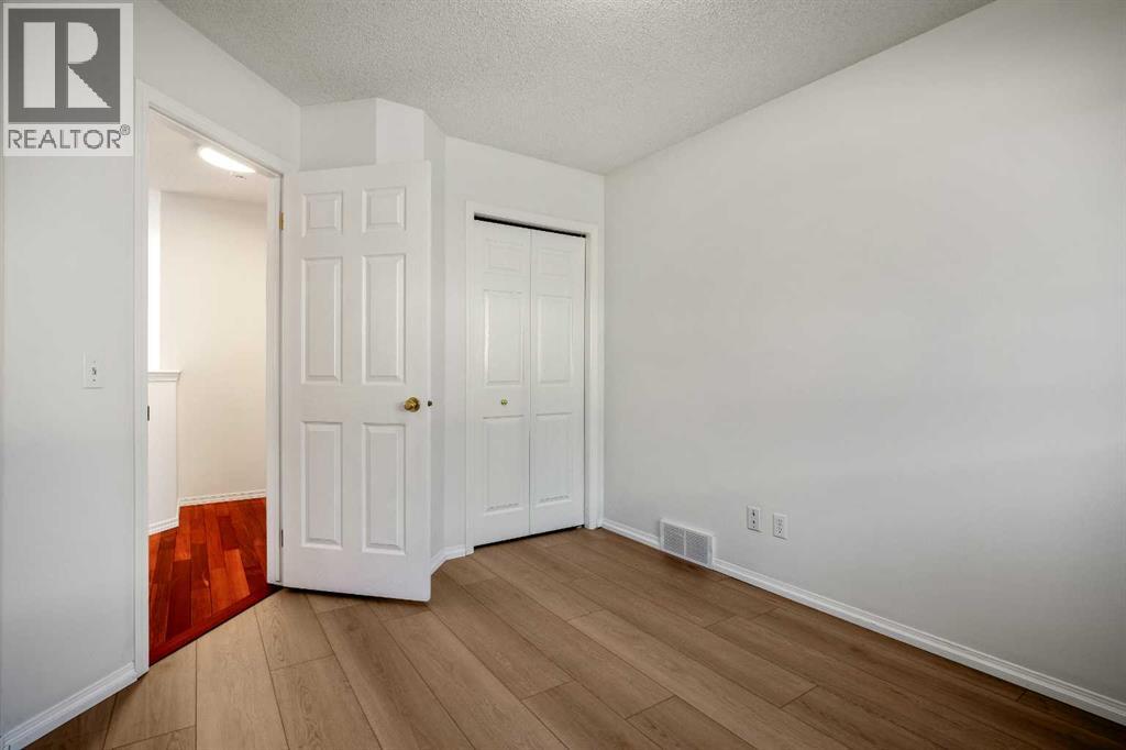 44 Rocky Ridge Close Nw Property Photo 26