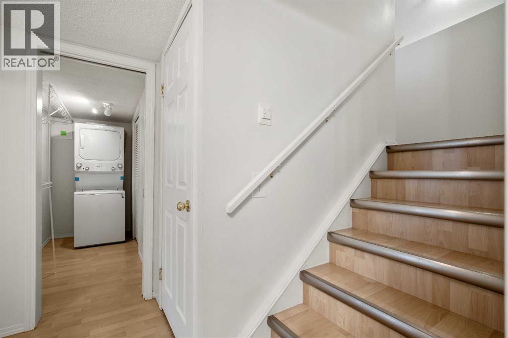 44 Rocky Ridge Close Nw Property Photo 28