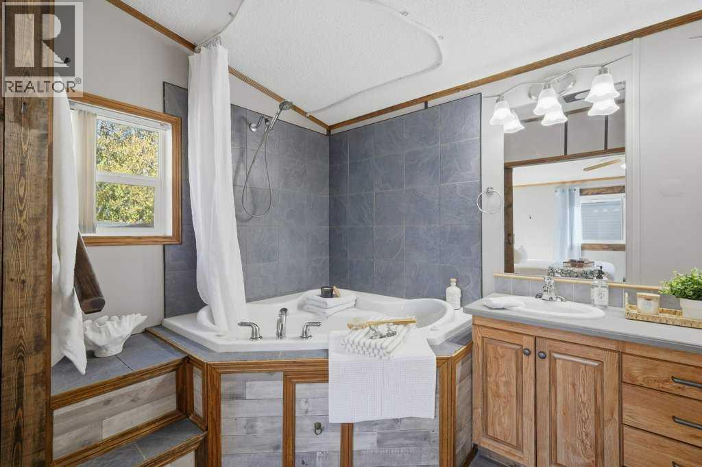 132 38550 Range Road 25a Property Photo 17
