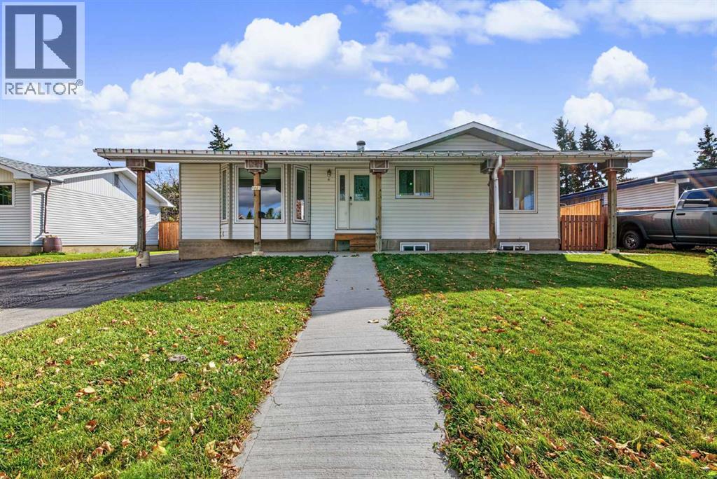 9907 85 Avenue Property Photo 1