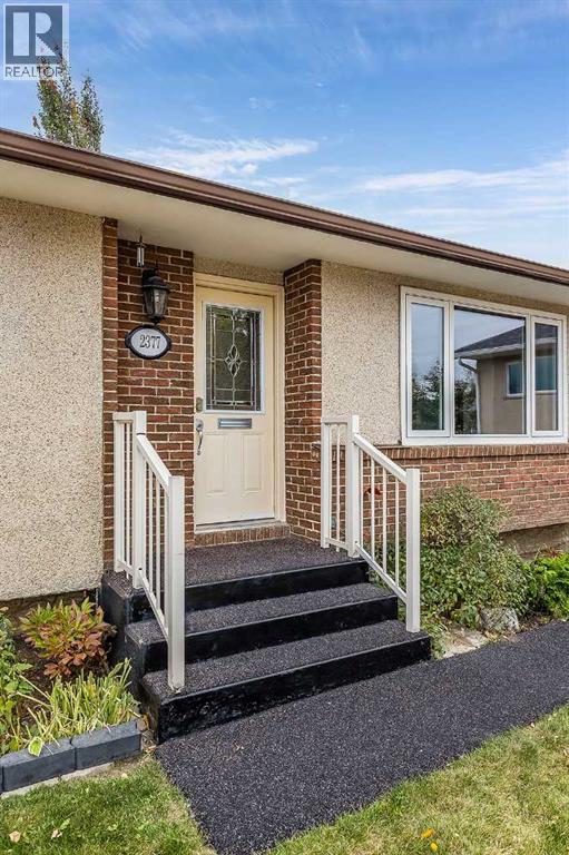 2377 Ronan Place Se Property Photo 4