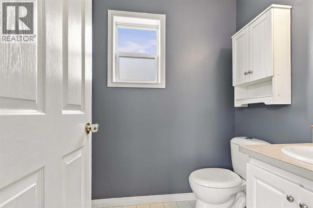 201 Black Bear Crescent Property Photo 22
