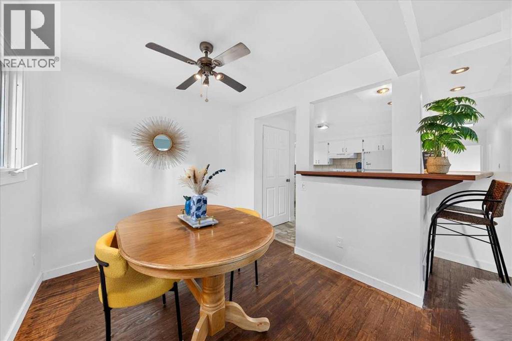 8 Hogarth Crescent Sw Property Photo 8