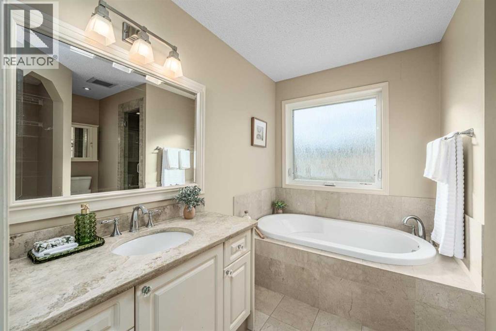 202 Panorama Hills Close Nw Property Photo 19