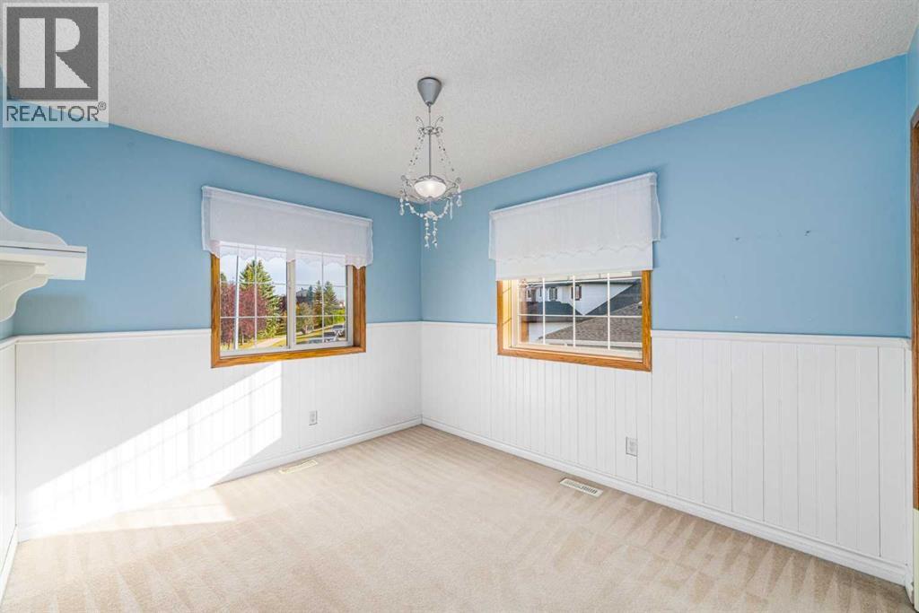 202 Panorama Hills Close Nw Property Photo 21
