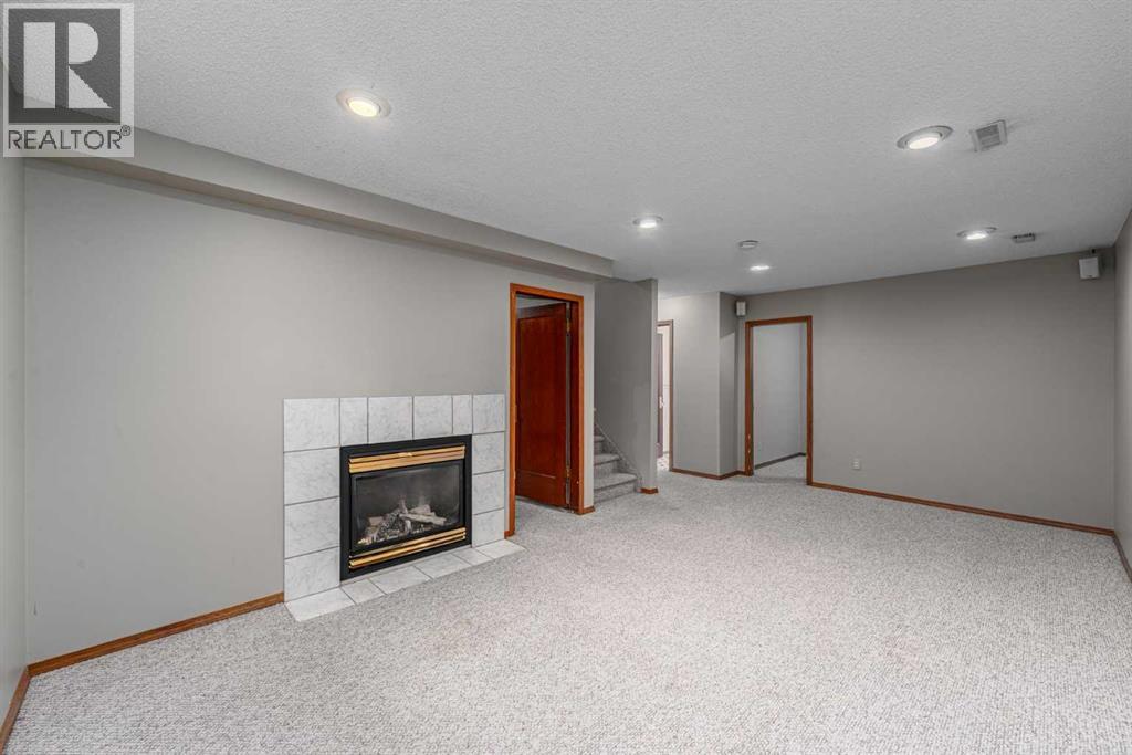 202 Panorama Hills Close Nw Property Photo 25