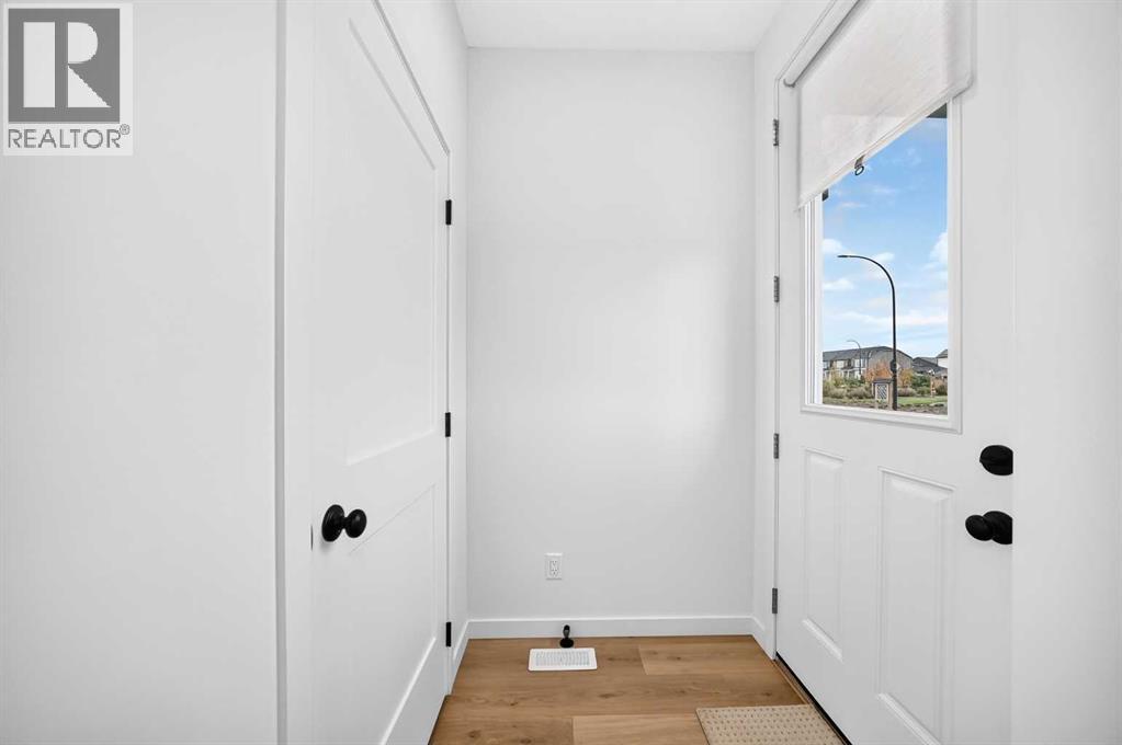 85 Heirloom Way Se Property Photo 4