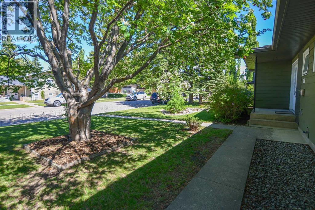 361 Capri Avenue Nw Property Photo 3
