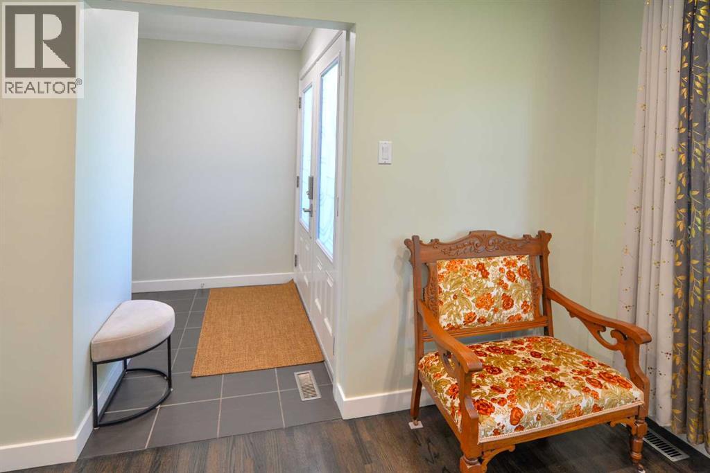361 Capri Avenue Nw Property Photo 10