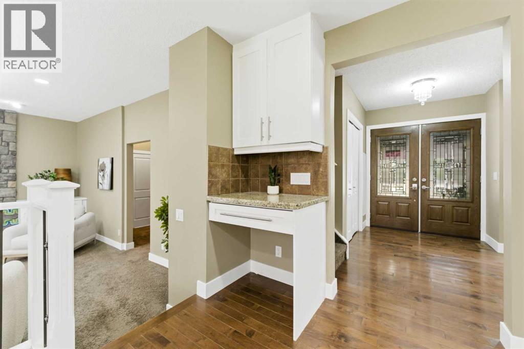 36 Varsity Estates Court Nw Property Photo 13