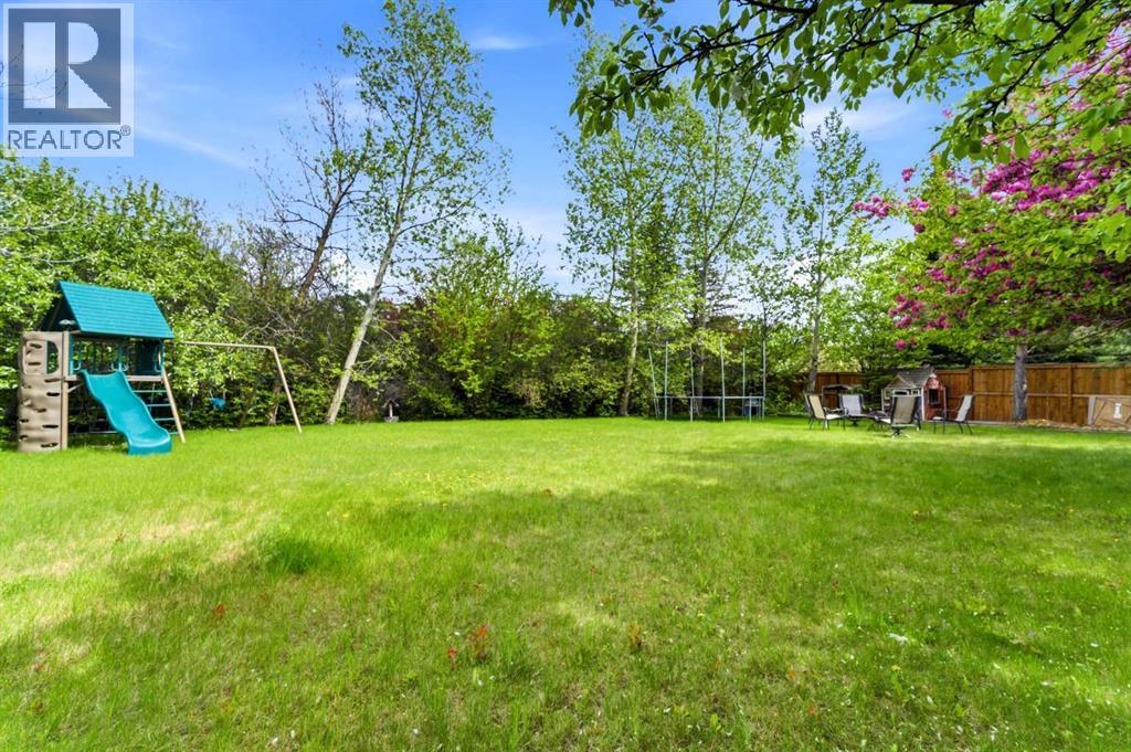 36 Varsity Estates Court Nw Property Photo 20