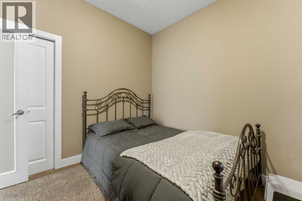 36 Varsity Estates Court Nw Property Photo 30