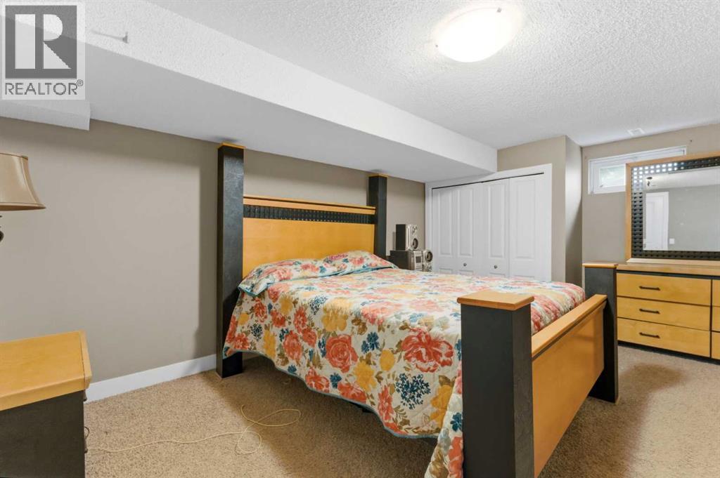 36 Varsity Estates Court Nw Property Photo 44