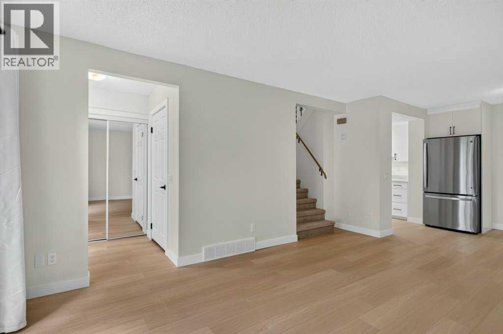 5404 10 Avenue Southeast Property Photo 9