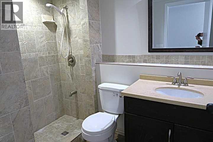 2015 19 Avenue Property Photo 14