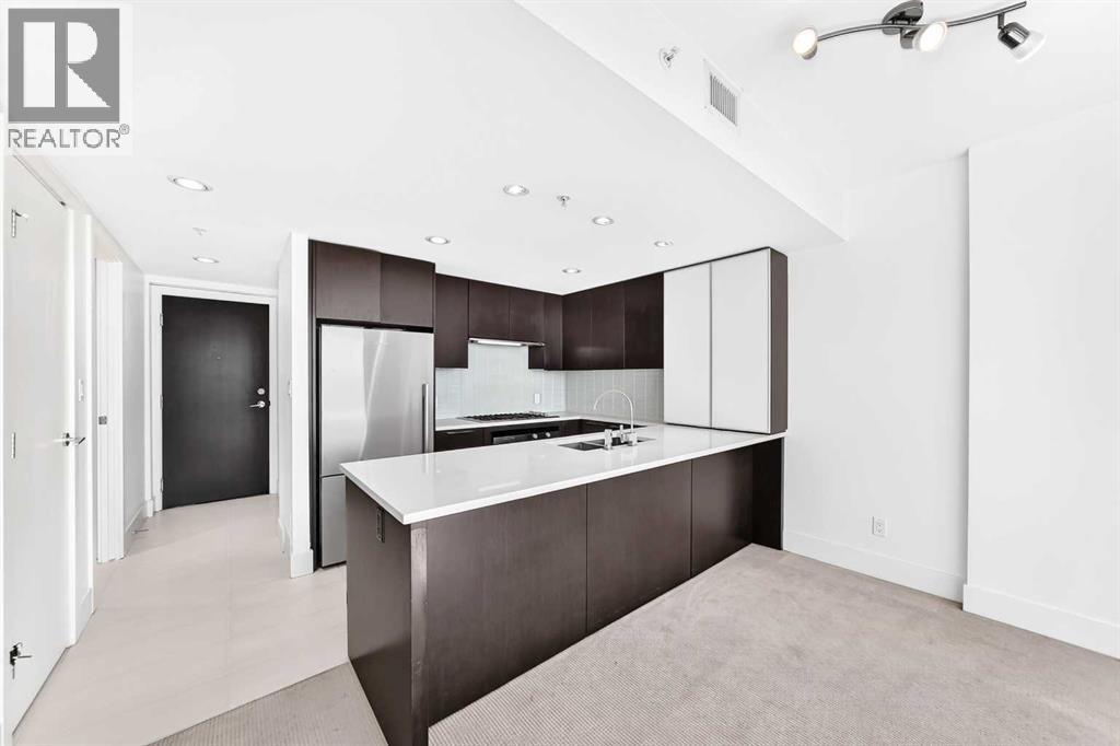 1111 10 Street Southwest Property Photo 7