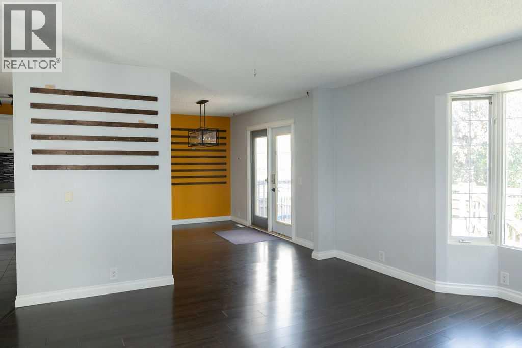 110 Bird Crescent Property Photo 8
