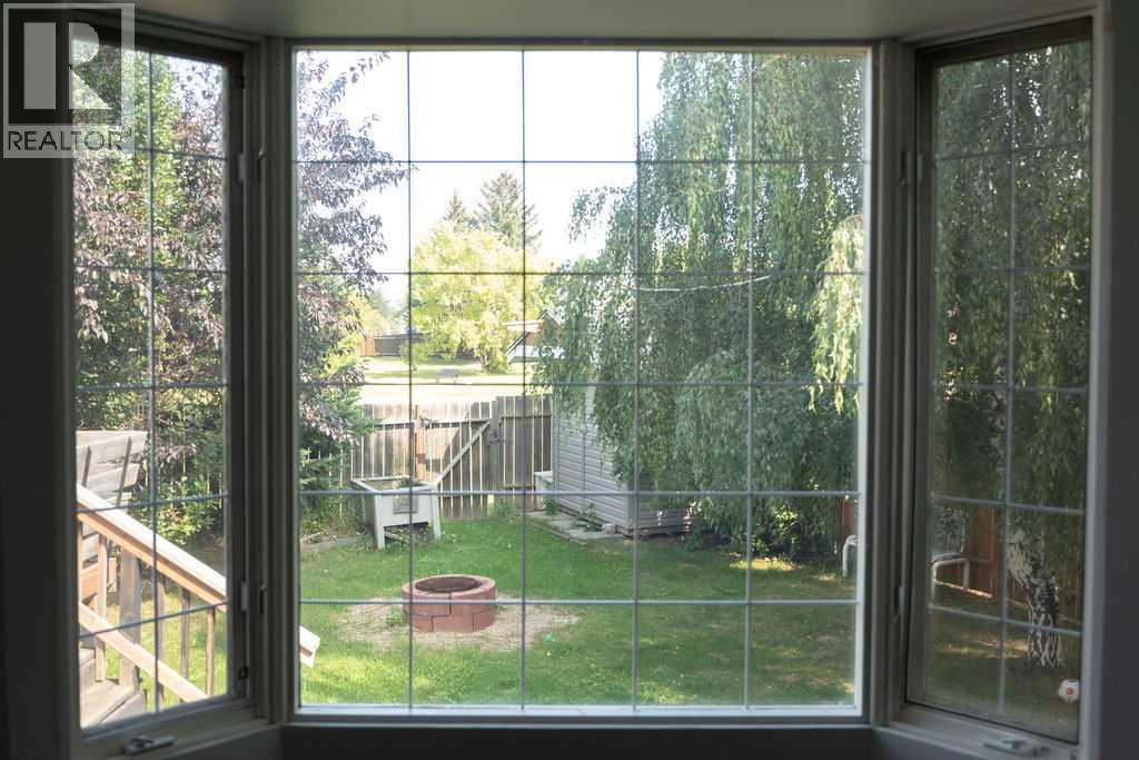 110 Bird Crescent Property Photo 10
