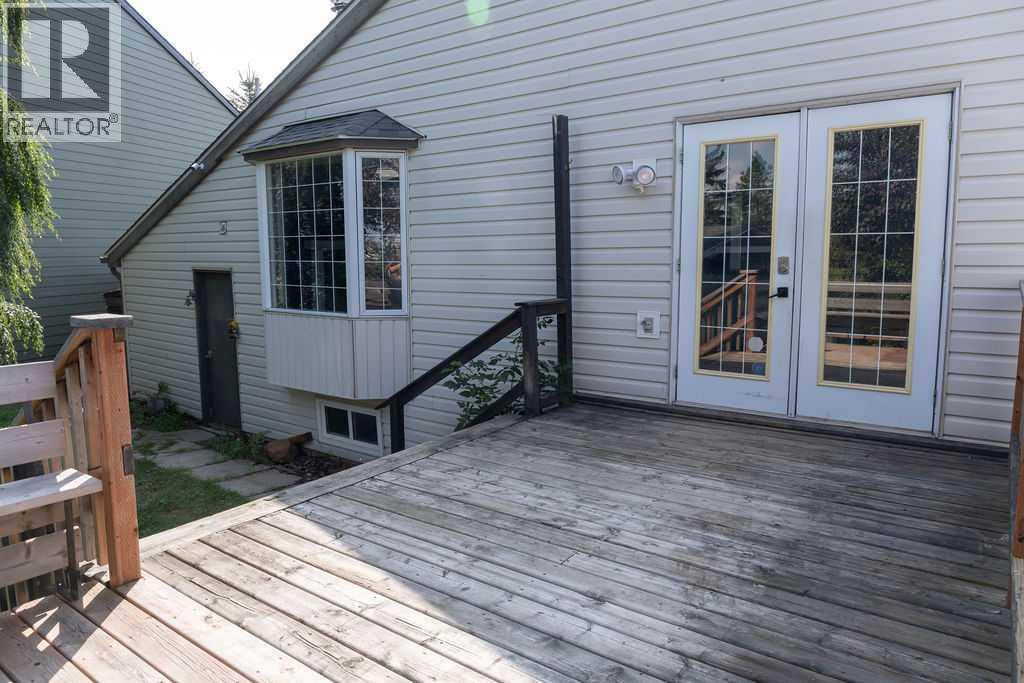 110 Bird Crescent Property Photo 27
