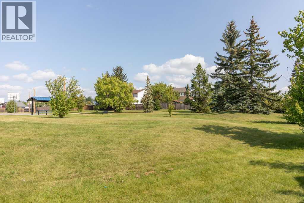 110 Bird Crescent Property Photo 38