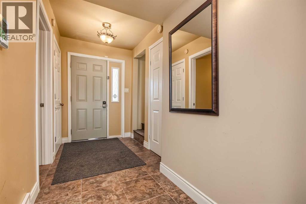 9816 105 Avenue Property Photo 4