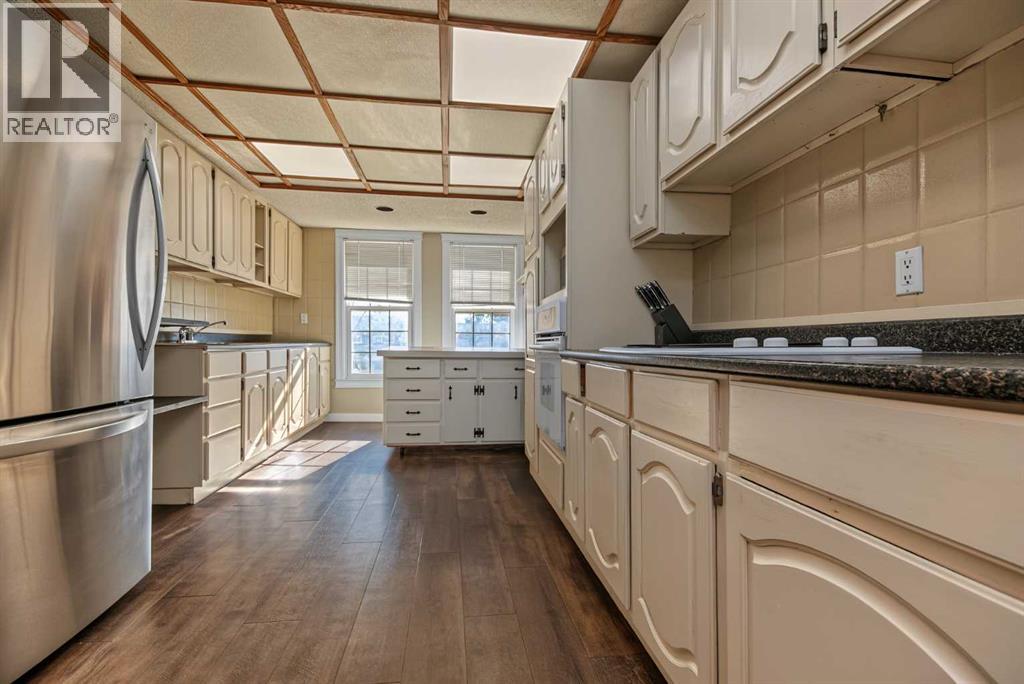 9816 105 Avenue Property Photo 14