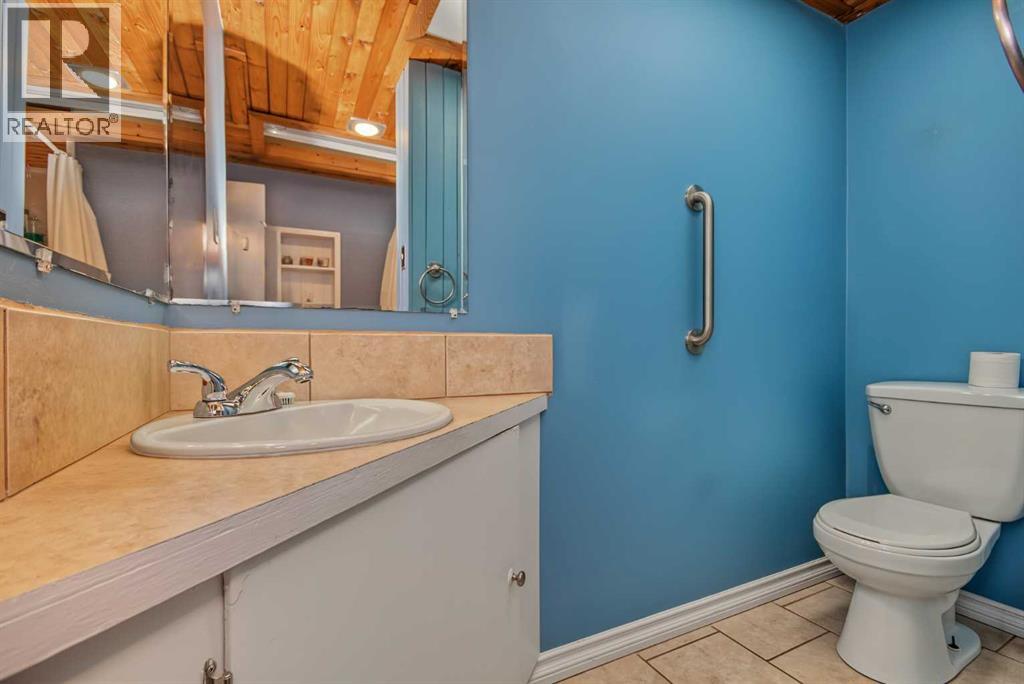 9816 105 Avenue Property Photo 21