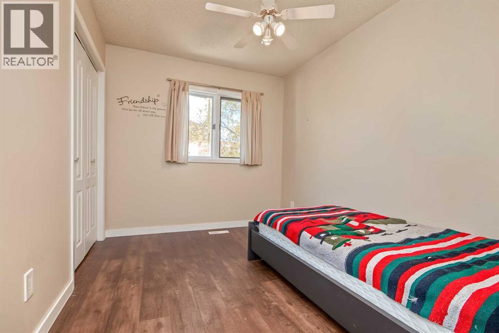 9816 105 Avenue Property Photo 25