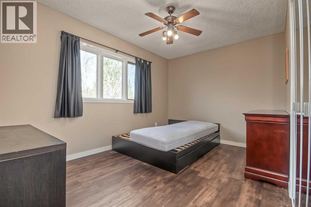 9816 105 Avenue Property Photo 26