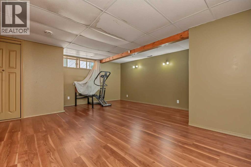 9816 105 Avenue Property Photo 28