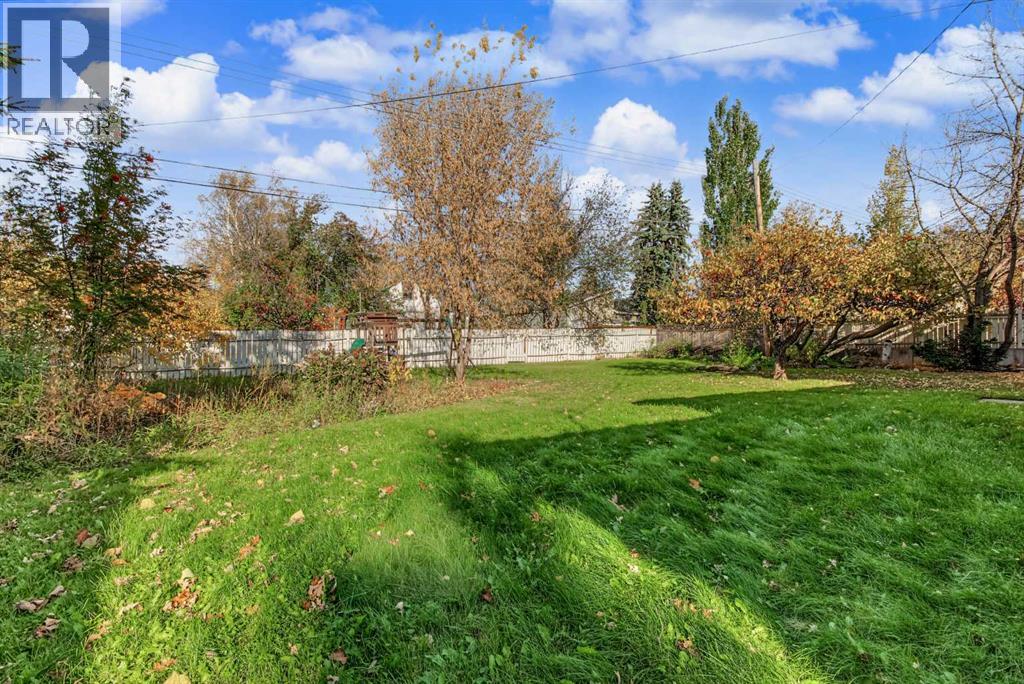 9816 105 Avenue Property Photo 34